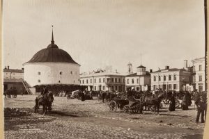 7. Фото К. Э. Стольберг. Рыночная площадь. Начало 1900-х. Из собрания музейного ведомства Финляндии.